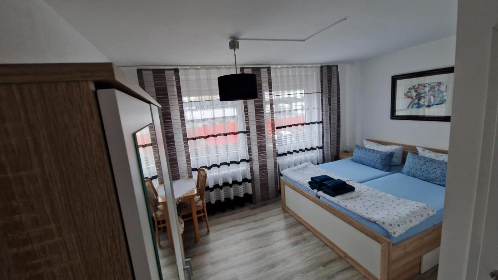Apartment Ferienunterkunft - Am Stadtgarten *